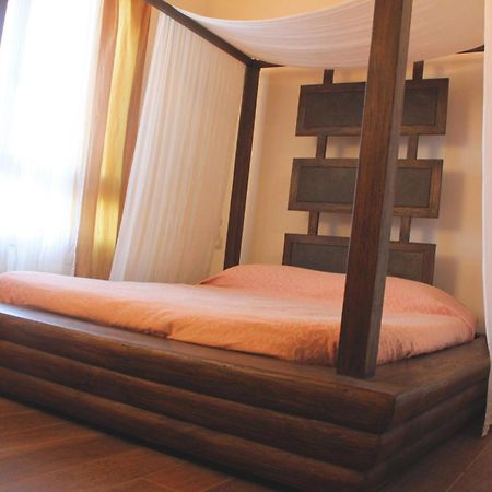 Bombyx Inn Bergamo Bagian luar foto